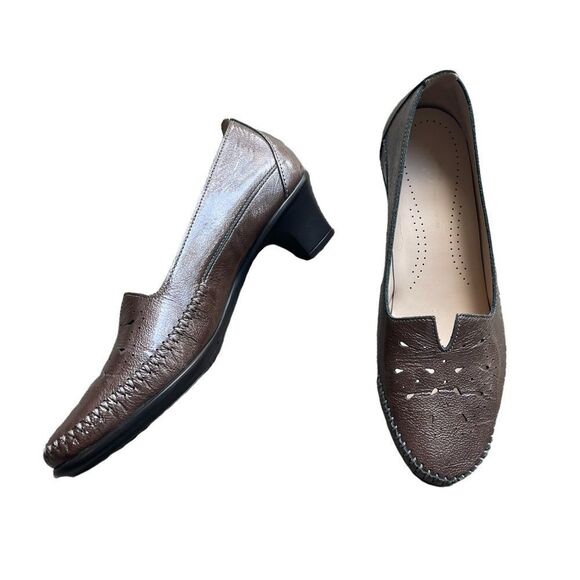 SAS Sonyo Slip On Heel - Picture 1 of 8